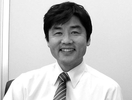 Profesor Keiji Terao